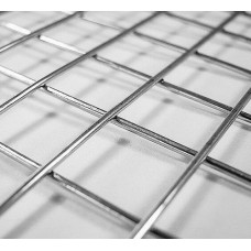 Сетка сварная нержавеющая квадратная в рулонах 08Х18Н10Т 20х20х2,5 мм ТУ 1276-001-38279335-2012